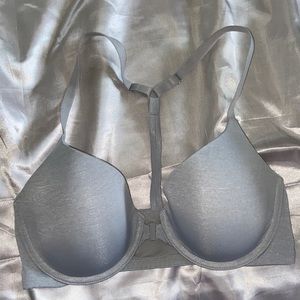 VICTORIA’S SECRET 34D light gray racerback bra